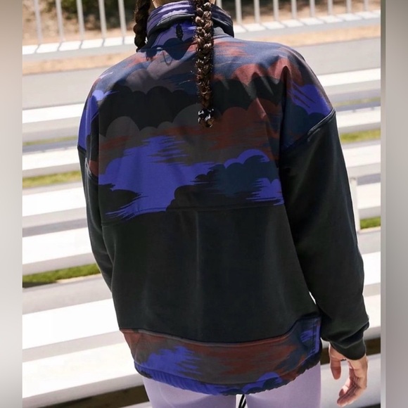 Free People Movement Daybreak Sweatshirt Size Medium Pullover Printed 1/2 Zip - Picture 2 of 13